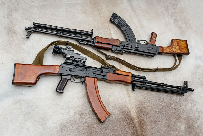 Обои картинки фото оружие, автоматы, рпк-74