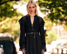 Картинка девушки саша+пивоварова модель блондинка платье