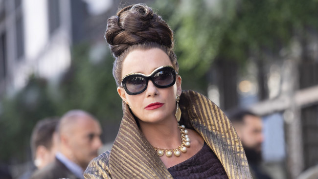 Обои картинки фото cruella ,  2021 , кино фильмы, -unknown , другое, круэлла, комедия, криминал, cruella, emma, thompson, baroness, von, hellman