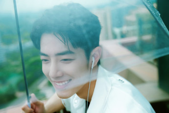 Картинка мужчины xiao+zhan актер лицо стекло