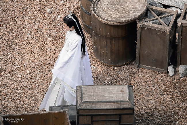 Обои картинки фото кино фильмы, yu gu yao, ши, ин, галька, камни, ящики