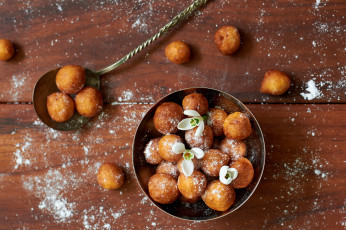 Картинка еда хлеб +выпечка пончики