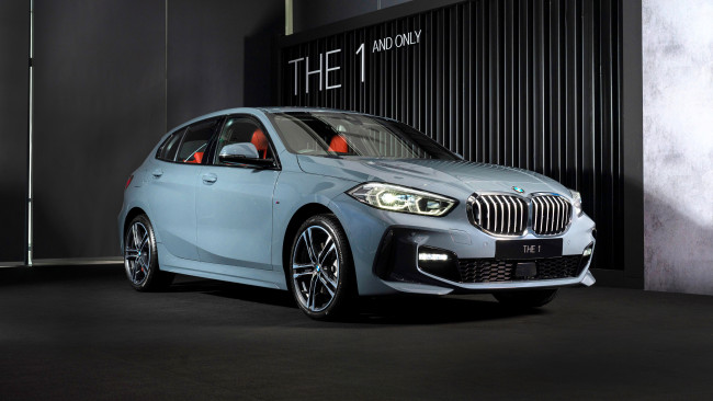Обои картинки фото bmw 118i m sport, автомобили, bmw, голубой, гараж