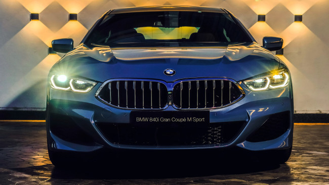 Обои картинки фото bmw 840i m sport, автомобили, bmw, синий, свет