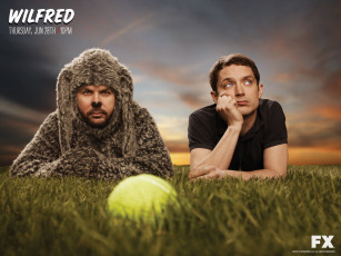 Картинка уилфред сериал кино фильмы wilfred собака elijah wood элайджа вуд dog