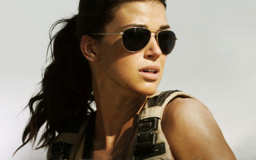 Картинка бросок кобры кино фильмы joe retaliation 2 очки the rise of cobra девушка