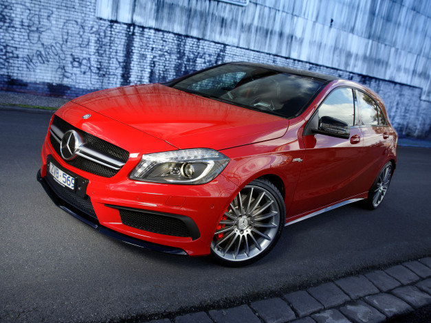 Обои картинки фото автомобили, mercedes-benz, a, 45, amg, au-spec, w176, 2013г, красный