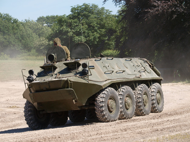 Обои картинки фото btr-60 armoured personnel carrier, техника, военная техника, бронетранспортер