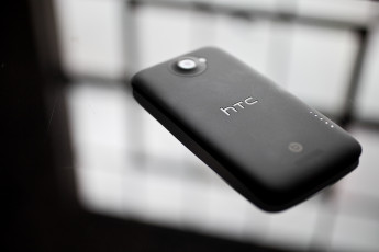 Картинка htc бренды черный one x смартфон стекло