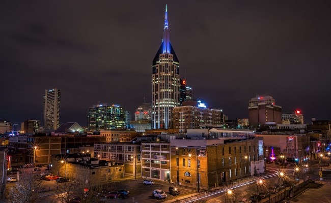 Обои картинки фото downtown nashville, города, нэшвилл , сша, башня, ночь