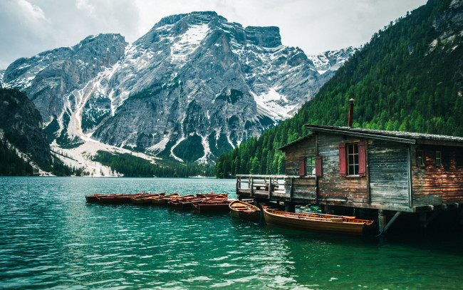 Обои картинки фото корабли, лодки,  шлюпки, горы, озеро