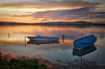 Картинка корабли лодки +шлюпки река закат
