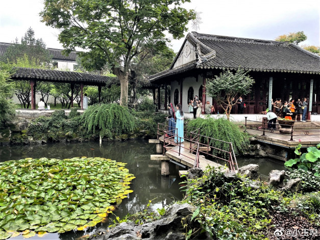 Обои картинки фото разное, люди, костюмы, туристы