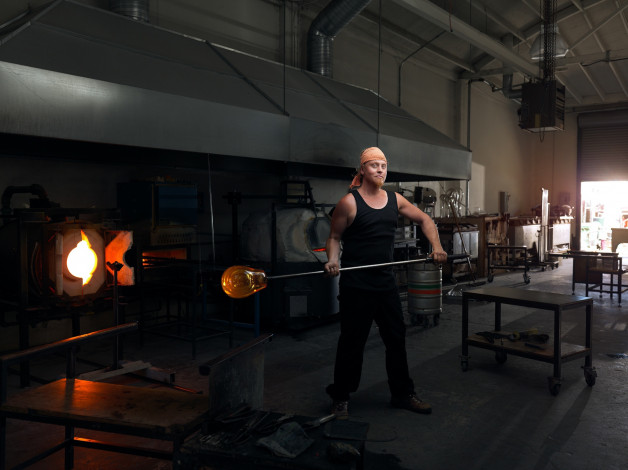 Обои картинки фото мужчины, - unsort, стеклодув, печь