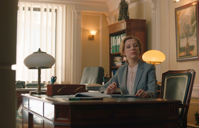 Обои картинки фото проклятый чиновник ,  2021 , кино фильмы, проклятый чиновник, проклятый, чиновник, комедия, елизавета, арзамасова