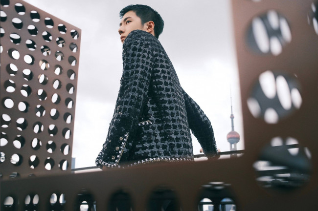 Обои картинки фото мужчины, wang yi bo, актер, пиджак, конструкции