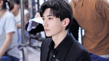 Картинка liu+xueyi мужчины -unsort актер пиджак люди