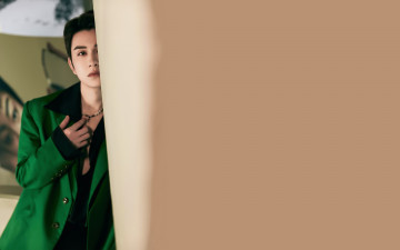 Картинка мужчины zhu+zanjin актер пиджак