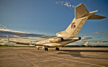 Картинка авиация пассажирские самолёты самолет аэропорт стоянка