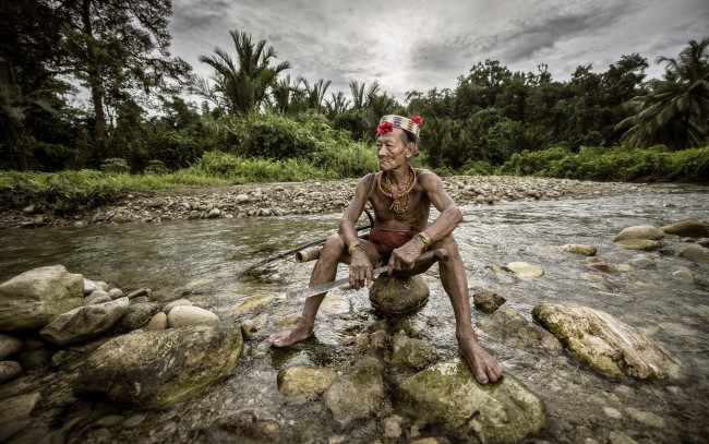 Обои картинки фото разное, люди, камни, река