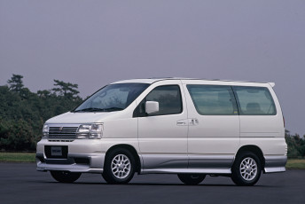 Картинка автомобили nissan datsun