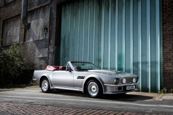 Картинка автомобили aston+martin aston