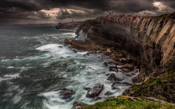 Картинка природа моря океаны камни волны море скалы небо