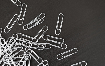 Картинка разное канцелярия +книги черный и белый стол минимализм клип