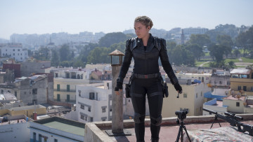 Картинка black+widow+ +2021+ кино+фильмы black+widow фантастика боевик черная вдова florence pugh елена белова
