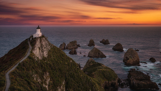 Обои картинки фото nugget point lighthouse, new zealand, природа, маяки, nugget, point, lighthouse, new, zealand