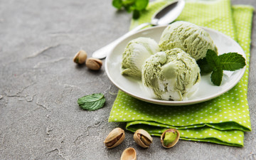 Картинка еда мороженое +десерты мята орехи фисташки