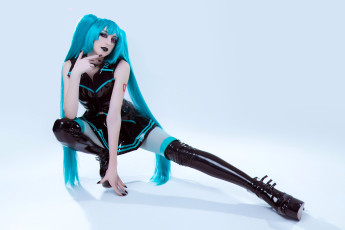 Картинка momo+cosplay девушки momo девушка женщина разноцветная сексуальная модель звезда позирует разная обувь верхняя стильная одежда нижнее эротическое бельё трусы лифчик аксессуары макияж колготки чулки и множество элементов на фотографии