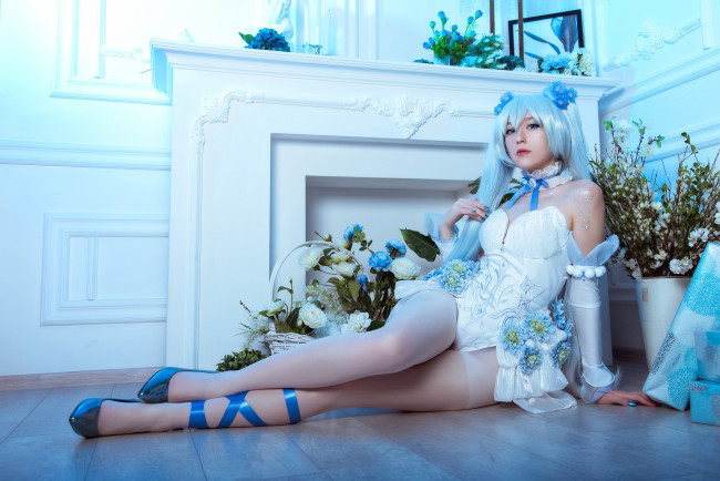 Обои картинки фото momo cosplay, девушки, momo, девушка, женщина, разноцветная, сексуальная, модель, звезда, позирует, разная, обувь, верхняя, стильная, одежда, нижнее, эротическое, бельё, трусы, лифчик, аксессуары, макияж, колготки, чулки, и, множество, элементов, на, фотографии