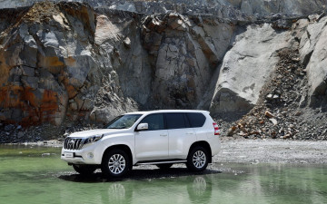 Картинка автомобили toyota land cruiser