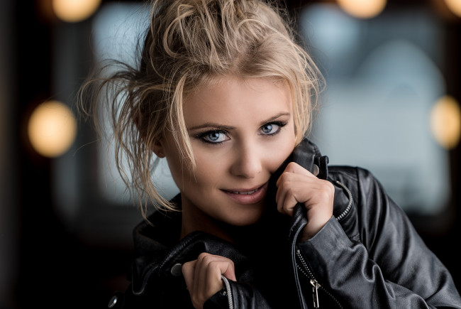 Обои картинки фото девушки, -unsort , лица,  портреты, лицо, взгляд, жест