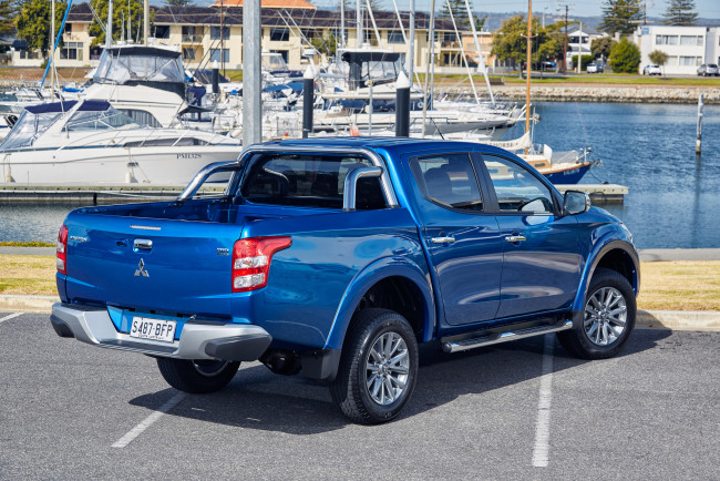 Обои картинки фото автомобили, mitsubishi, double, triton, 2015г, au-spec, cab