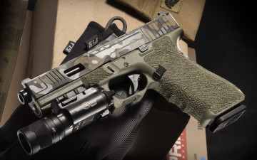 Картинка оружие пистолеты пистолет glock 17 самозарядный австрийский