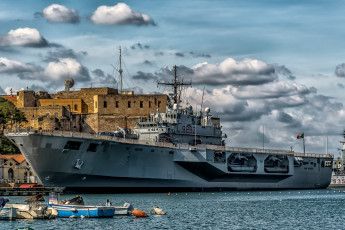 Картинка корабли авианосцы +вертолётоносцы вмф