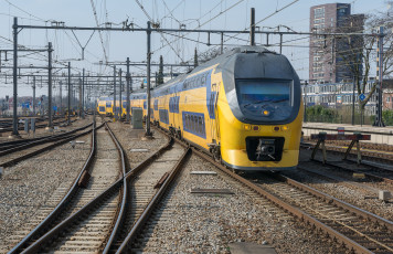 Картинка техника электровозы состав локомотив