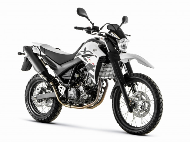 Обои картинки фото мотоциклы, yamaha