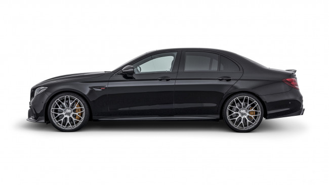 Обои картинки фото brabus 700 based on the mercedes e 63-s 4matic sedan 2017, автомобили, brabus, 4matic, 2017, sedan, based, 700, e, 63-s, mercedes