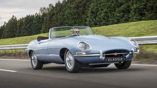 Обои картинки фото jaguar e type zero ev concept 2017, автомобили, jaguar, 2017, e, type, zero, ev, concept