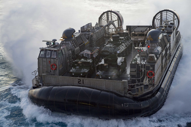 Обои картинки фото корабли, суда на воздушной подушке, вмф