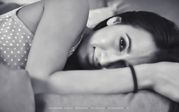 Картинка календари компьютерный+дизайн улыбка 2019 calendar женщина девушка взгляд