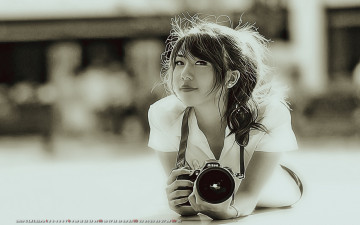 Картинка календари компьютерный+дизайн женщина девушка взгляд азиатка 2019 фотоаппарат calendar