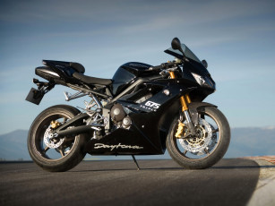 Картинка мотоциклы triumph