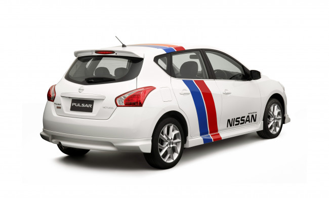 Обои картинки фото автомобили, nissan, datsun, 2014г, nb17, heritage, edition, sss, pulsar, светлый