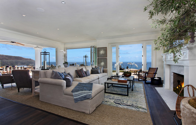 Обои картинки фото интерьер, гостиная, мебель, дизайн, оформление, цветы