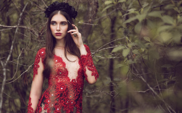 Картинка девушки -unsort+ брюнетки +шатенки взгляд tayla spear природа ветки