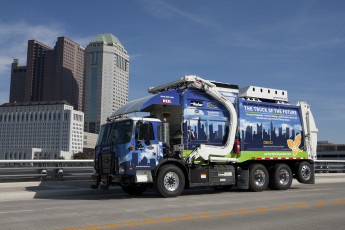 Картинка автомобили мусоровозы autocar